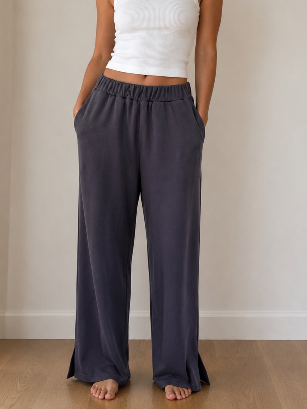 Wide-Leg Pull-On Pants in Charcoal